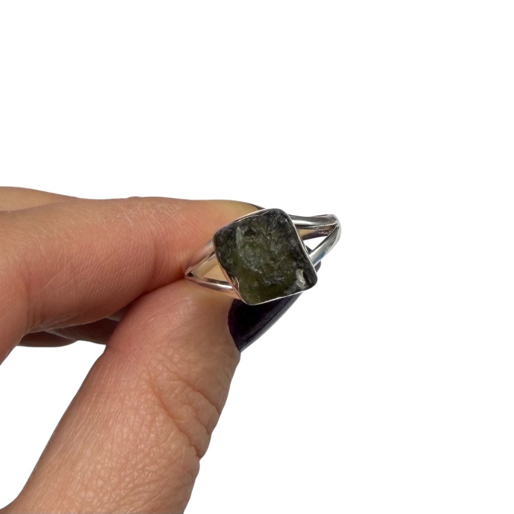 Moldavite Ring Size 9 Solid 925 Sterling Silver - image 4